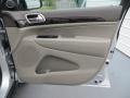 Bright Silver Metallic - Grand Cherokee Laredo Photo No. 24
