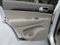 Bright Silver Metallic - Grand Cherokee Laredo Photo No. 30