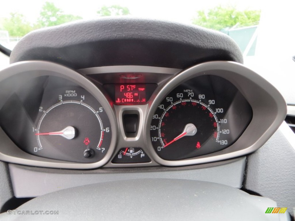 2013 Fiesta SE Hatchback - Ingot Silver / Charcoal Black photo #31