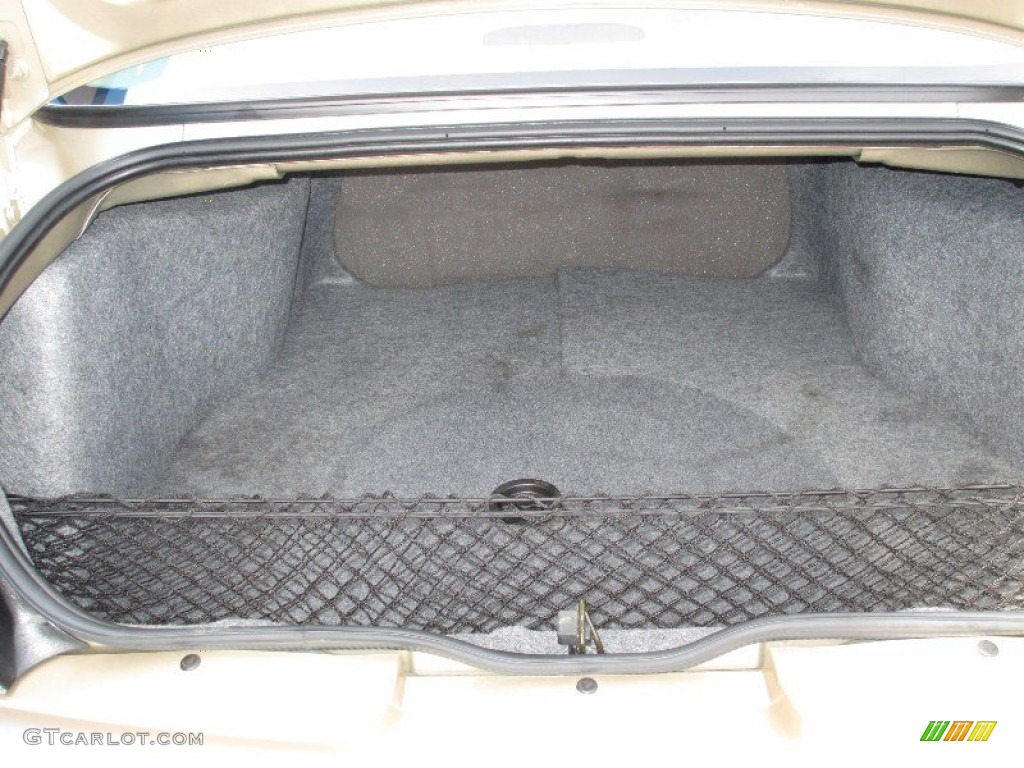 2005 Buick Century Sedan Trunk Photos
