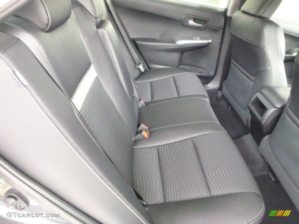 2013 Camry SE - Magnetic Gray Metallic / Black photo #12