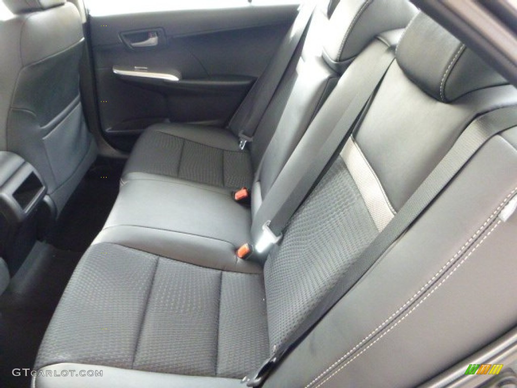 2013 Camry SE - Magnetic Gray Metallic / Black photo #14