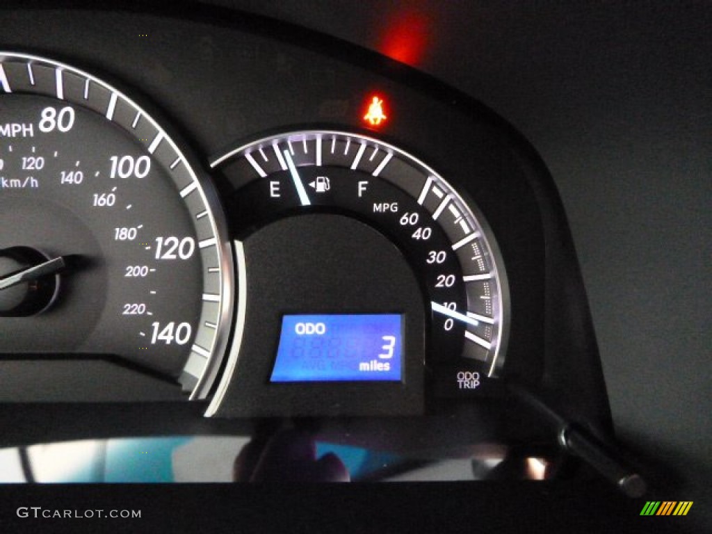 2013 Camry SE - Magnetic Gray Metallic / Black photo #19