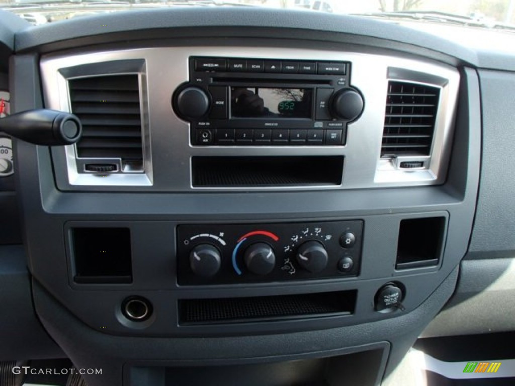 2007 Ram 2500 Big Horn Edition Quad Cab 4x4 - Electric Blue Pearl / Medium Slate Gray photo #17