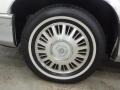 1992 Cadillac DeVille Sedan Wheel and Tire Photo