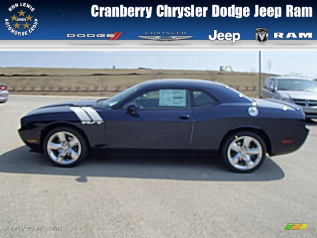Jazz Blue Pearl Dodge Challenger