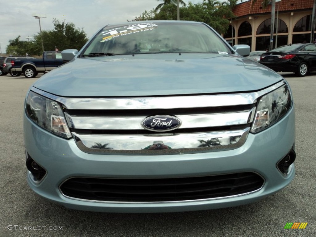 2010 Fusion Hybrid - Light Ice Blue Metallic / Medium Light Stone photo #15