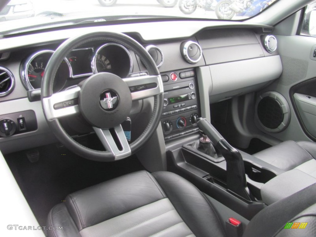 Charcoal Black/Dove Interior 2008 Ford Mustang GT Premium Coupe Photo #79383490