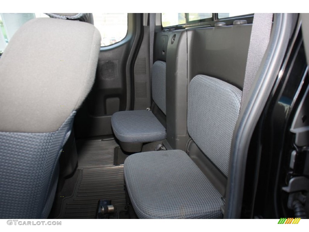 2006 Nissan Frontier NISMO King Cab 4x4 Rear Seat Photo #79385261