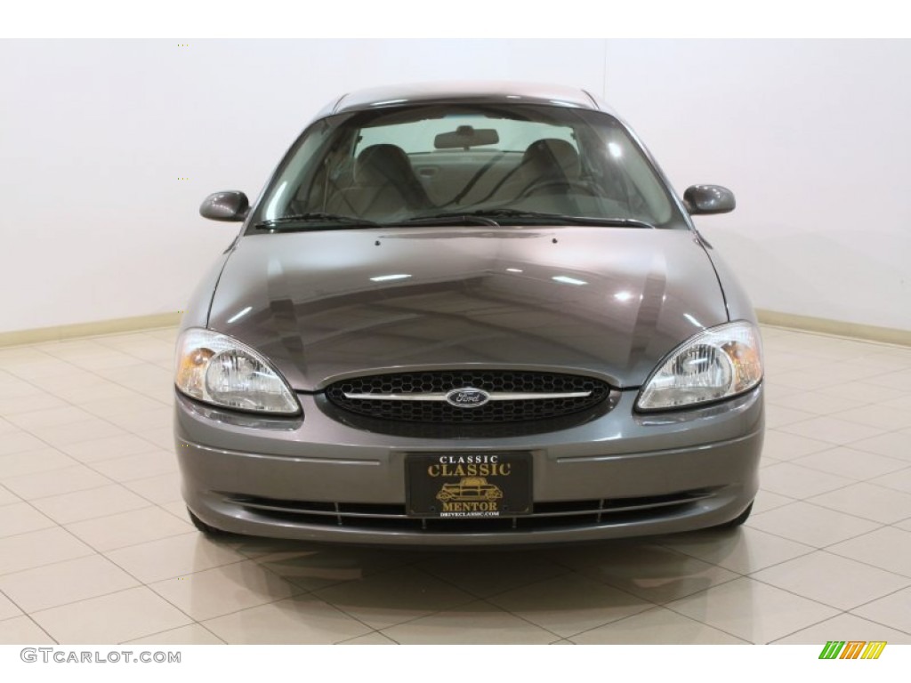 2002 Taurus SE - Dark Shadow Grey Metallic / Medium Graphite photo #2