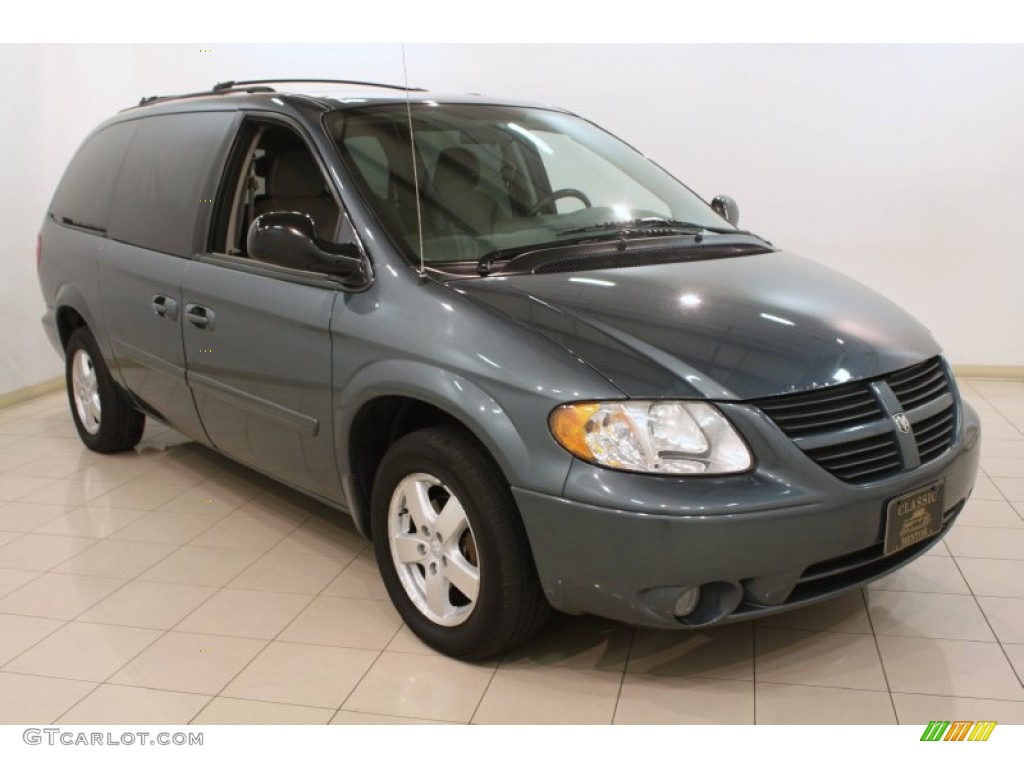 Magnesium Pearl Dodge Grand Caravan