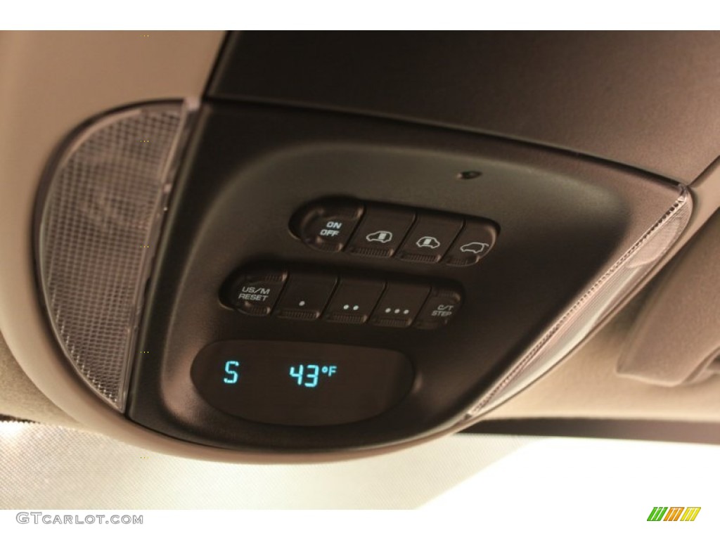 2006 Grand Caravan SXT - Magnesium Pearl / Dark Khaki/Light Graystone photo #8