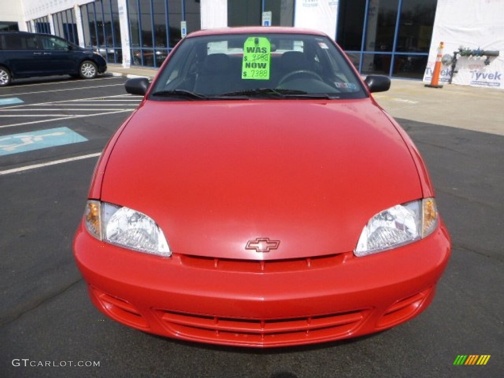 2002 Cavalier Coupe - Bright Red / Graphite photo #8