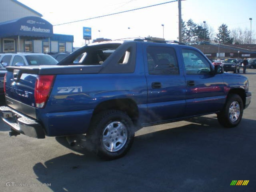 2003 Avalanche 1500 Z71 4x4 - Arrival Blue / Dark Charcoal photo #3