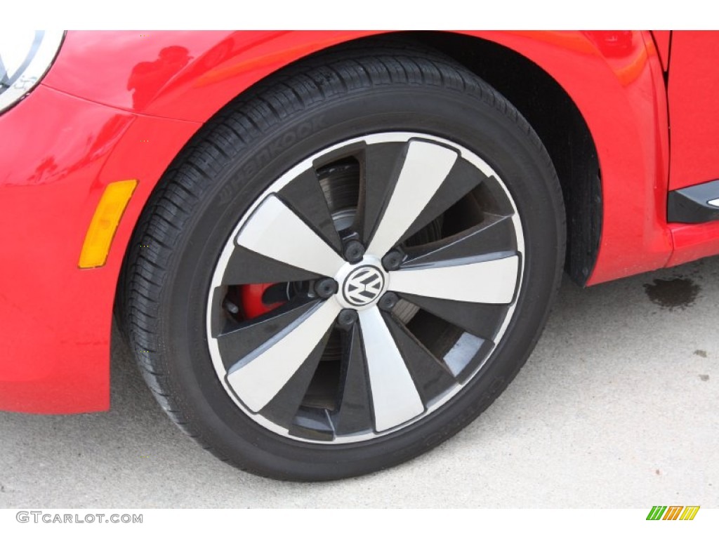 2013 Volkswagen Beetle Turbo Convertible Wheel Photo #79397299