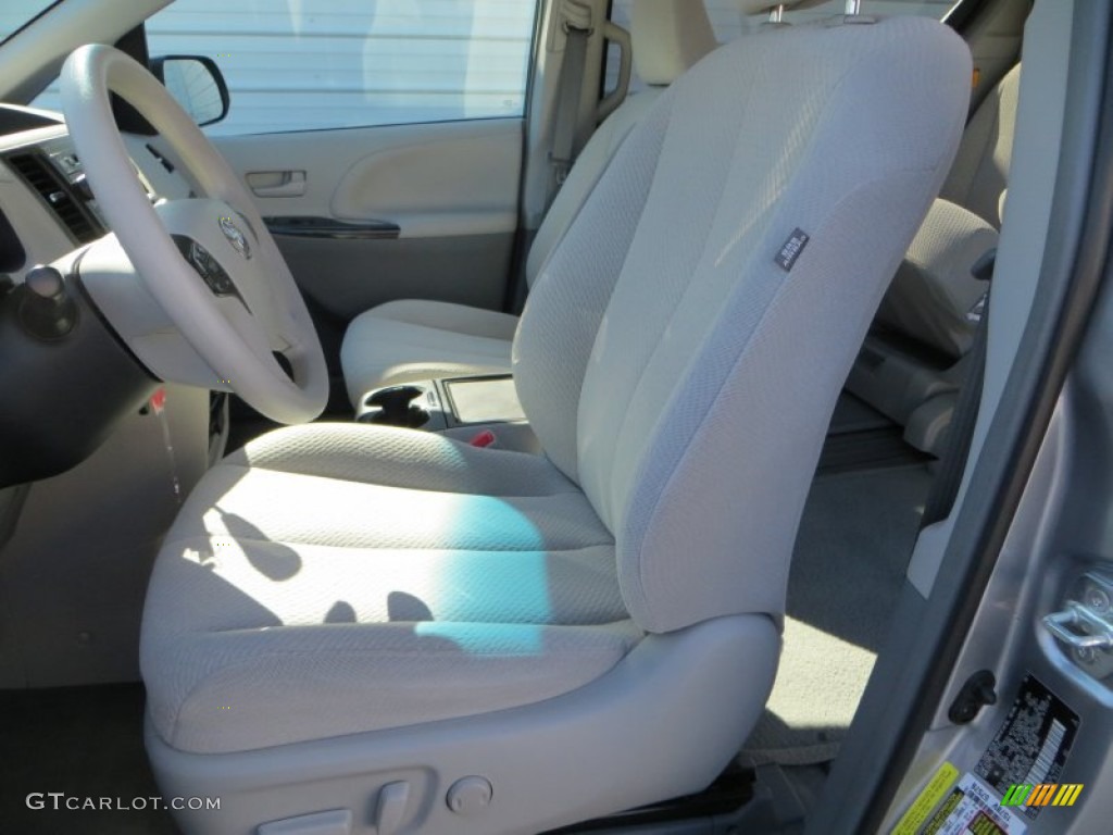 2012 Sienna LE - Silver Sky Metallic / Light Gray photo #35