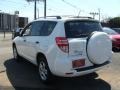 Super White - RAV4 I4 Photo No. 4