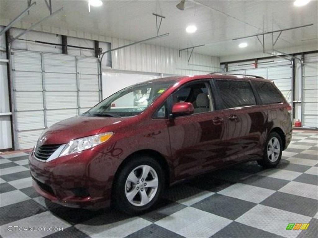 2012 Sienna LE - Salsa Red Pearl / Bisque photo #4