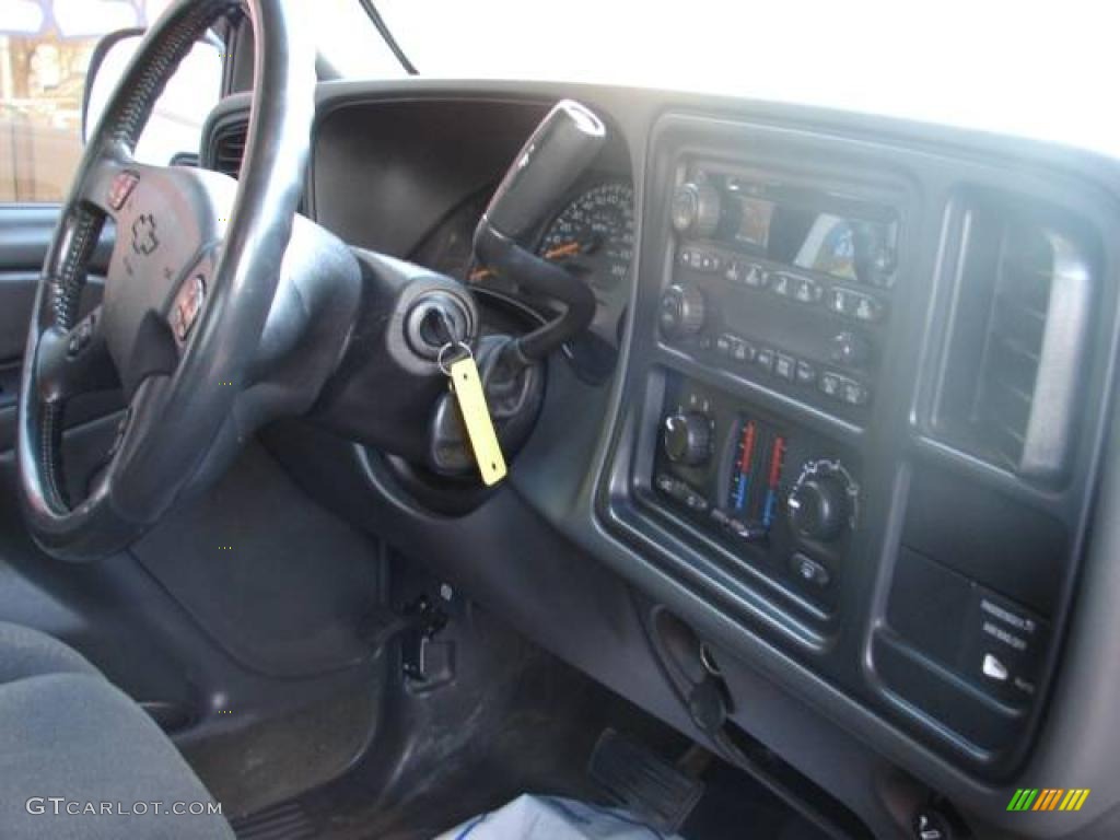 2004 Silverado 1500 Z71 Extended Cab 4x4 - Summit White / Dark Charcoal photo #12