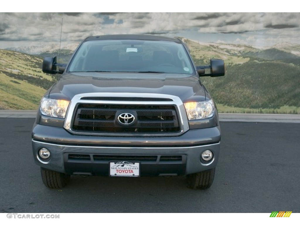 2013 Tundra CrewMax 4x4 - Magnetic Gray Metallic / Graphite photo #3