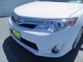 2013 Super White Toyota Camry XLE V6  photo #10