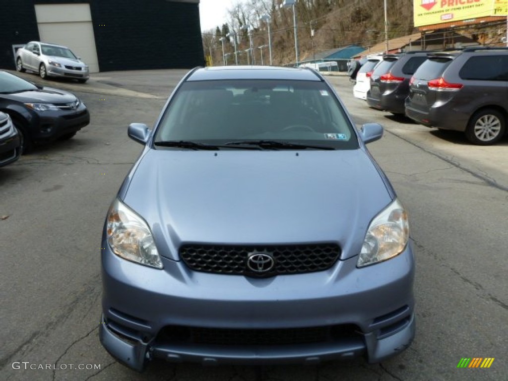 2004 Matrix XR - Cosmic Blue Metallic / Dark Gray photo #15