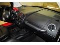 Black - New Beetle S Coupe Photo No. 17