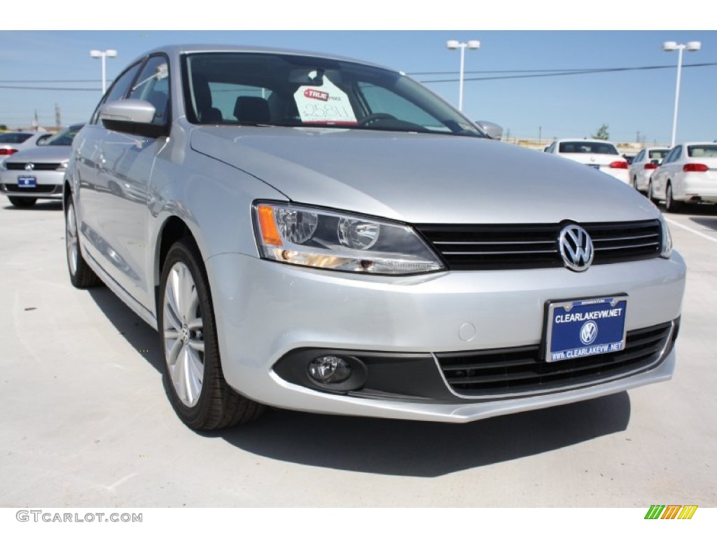 2013 Jetta SEL Sedan - Reflex Silver Metallic / Titan Black photo #1