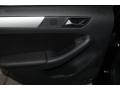 Black Uni - Jetta SE Sedan Photo No. 24