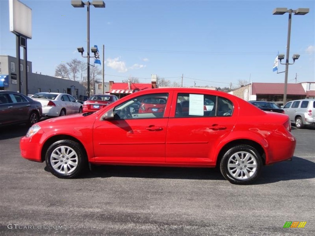 2010 Cobalt LS Sedan - Victory Red / Gray photo #4