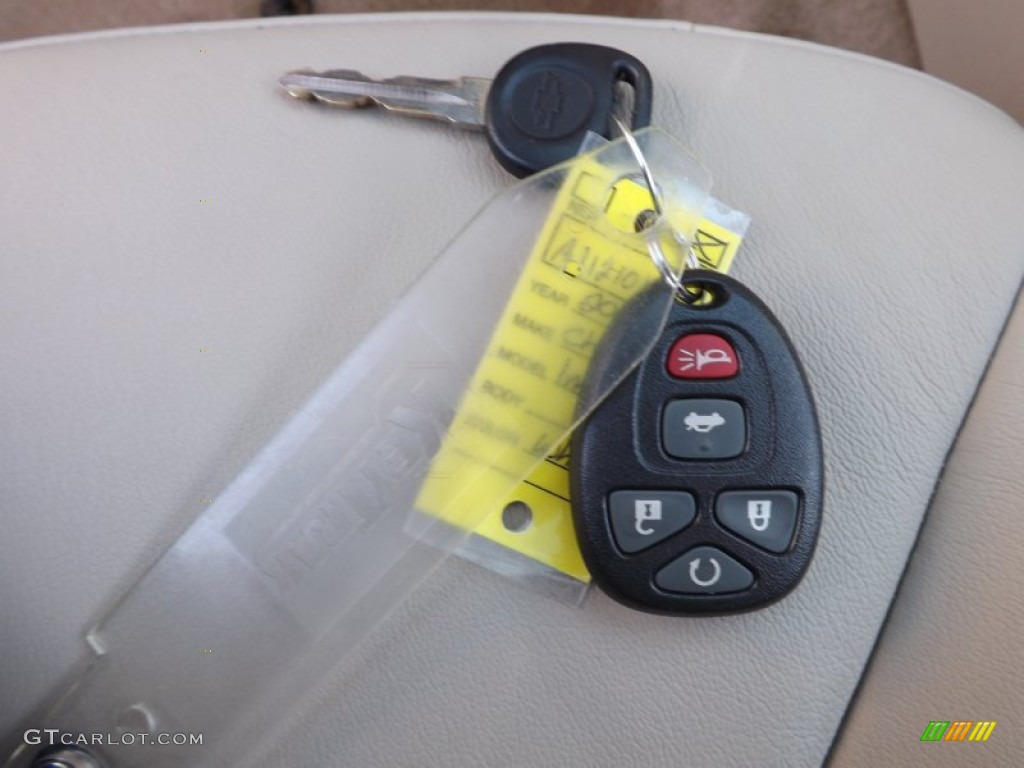 2010 Chevrolet Impala LT Keys Photo #79421783