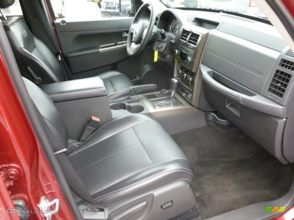 Dark Slate Gray Interior 2012 Jeep Liberty Limited 4x4 Photo #79423568