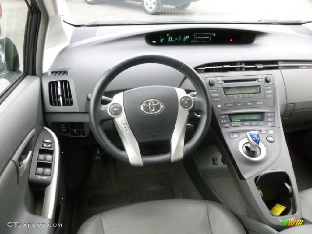2010 Toyota Prius Hybrid V Dashboard Photos