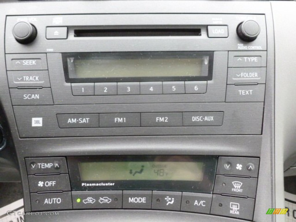 2010 Toyota Prius Hybrid V Controls Photo #79424312