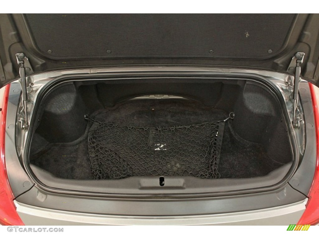 2005 Nissan 350Z Touring Roadster Trunk Photo #79425998