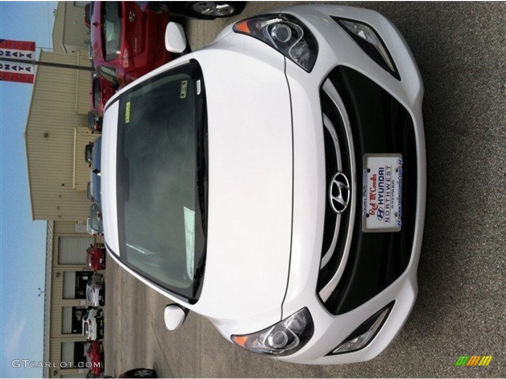 2013 Elantra GT - Monaco White / Beige photo #2