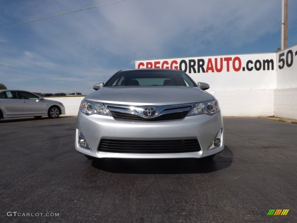 2013 Camry XLE - Classic Silver Metallic / Ash photo #2