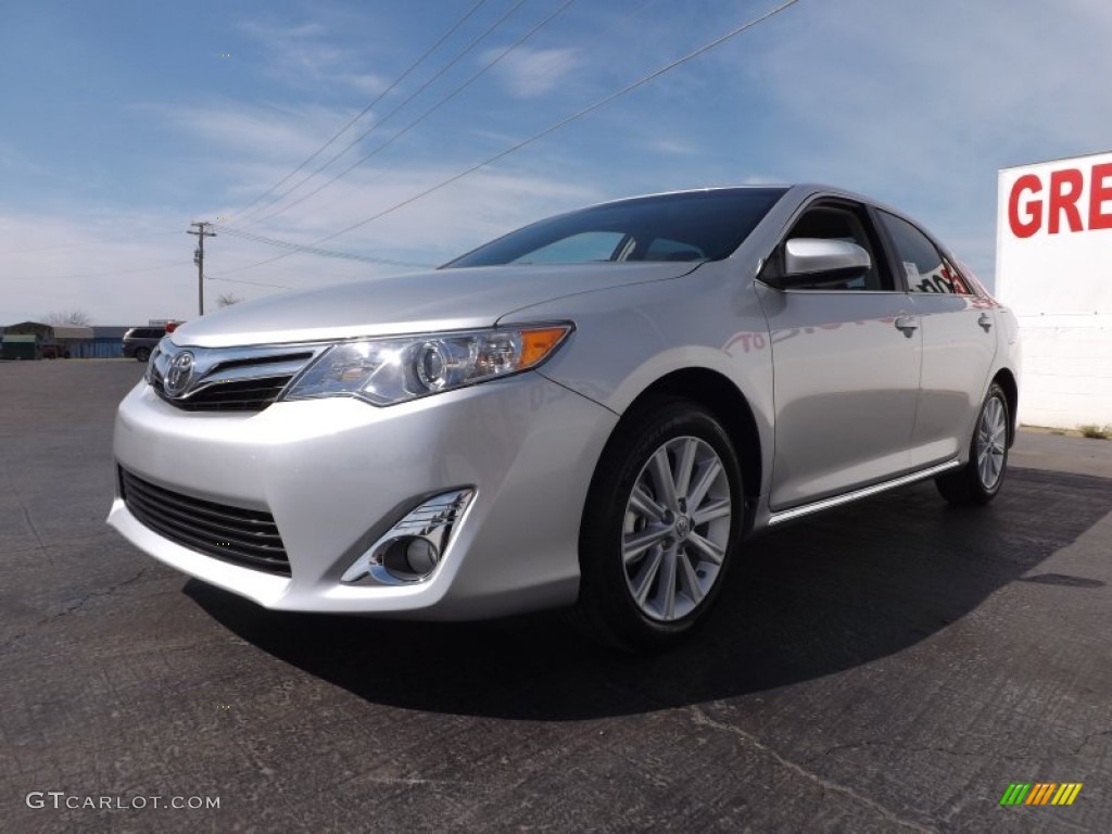2013 Camry XLE - Classic Silver Metallic / Ash photo #3