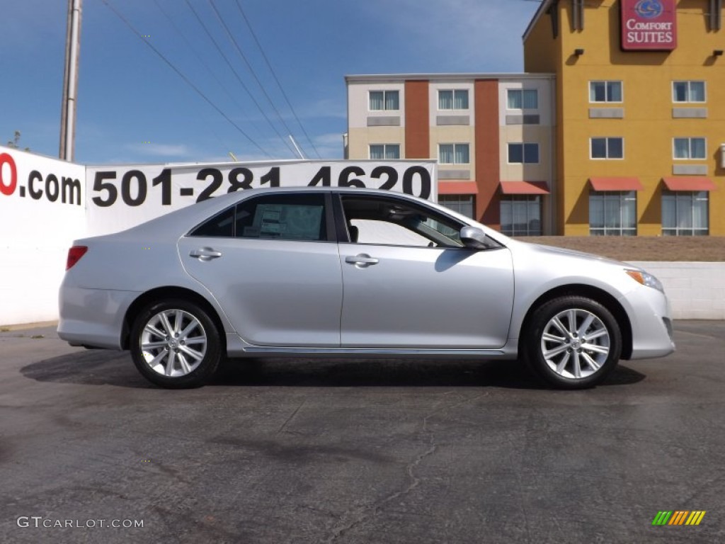 2013 Camry XLE - Classic Silver Metallic / Ash photo #9