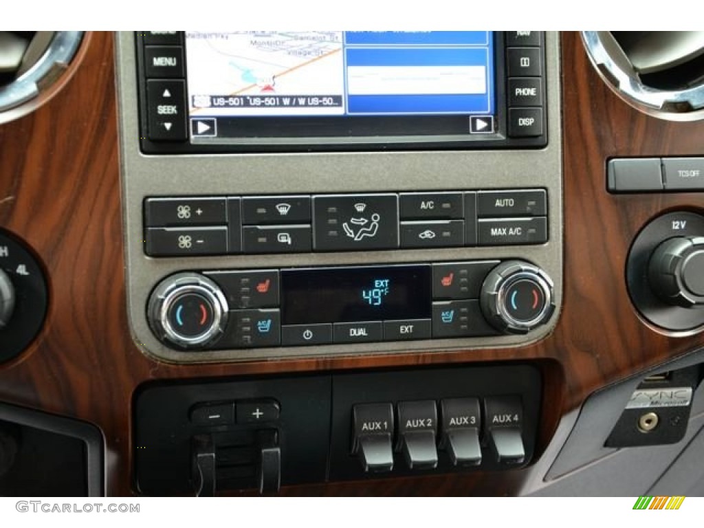 2011 Ford F350 Super Duty Lariat Crew Cab 4x4 Dually Controls Photo #79432331
