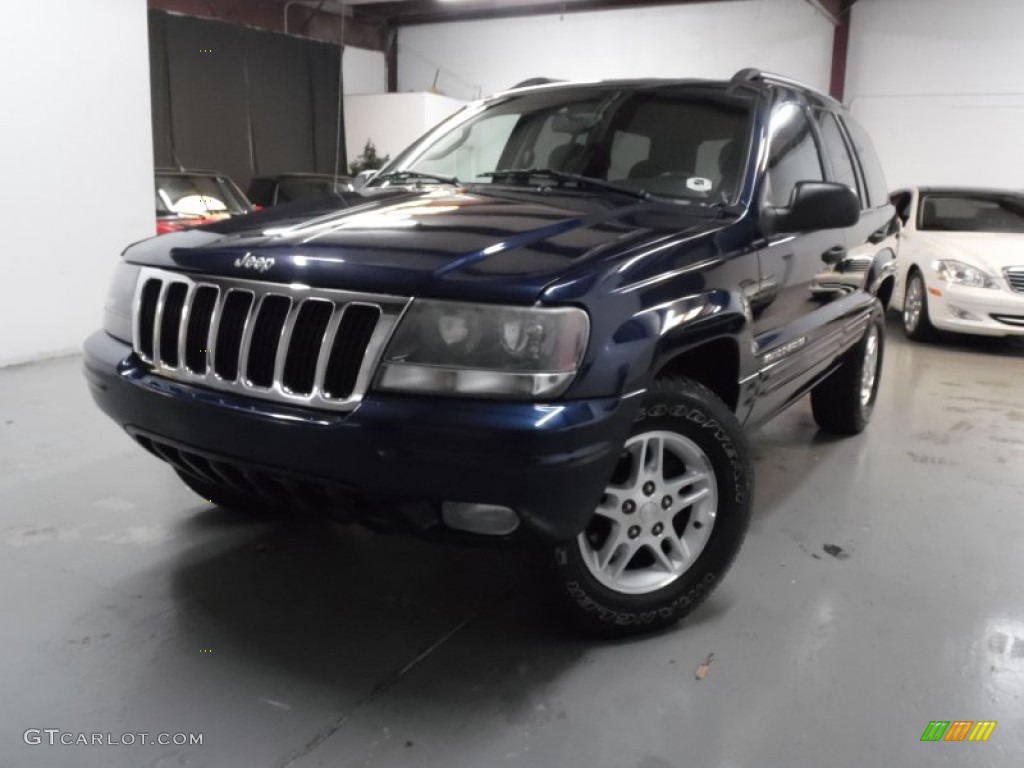 2002 Grand Cherokee Laredo 4x4 - Patriot Blue Pearlcoat / Dark Slate Gray photo #2