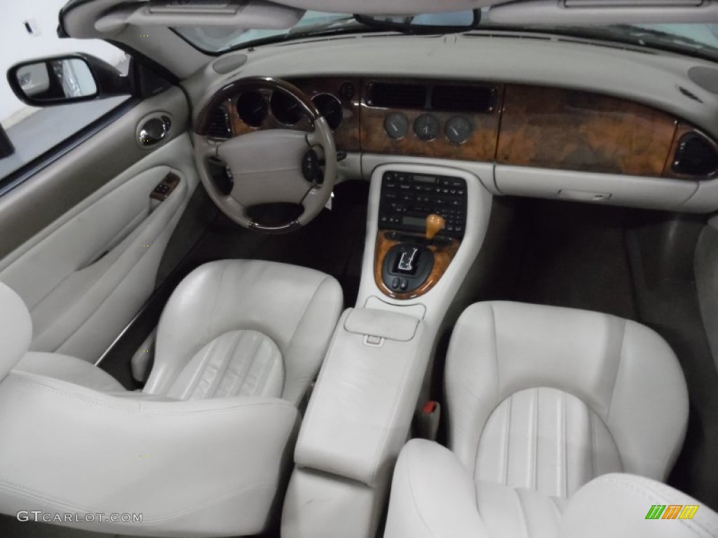 2001 XK XK8 Convertible - Seafrost Pearl / Ivory photo #8