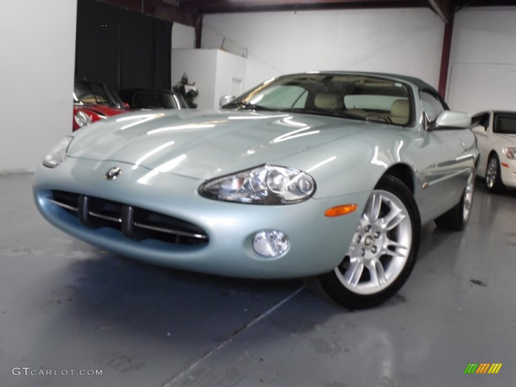 2001 XK XK8 Convertible - Seafrost Pearl / Ivory photo #11
