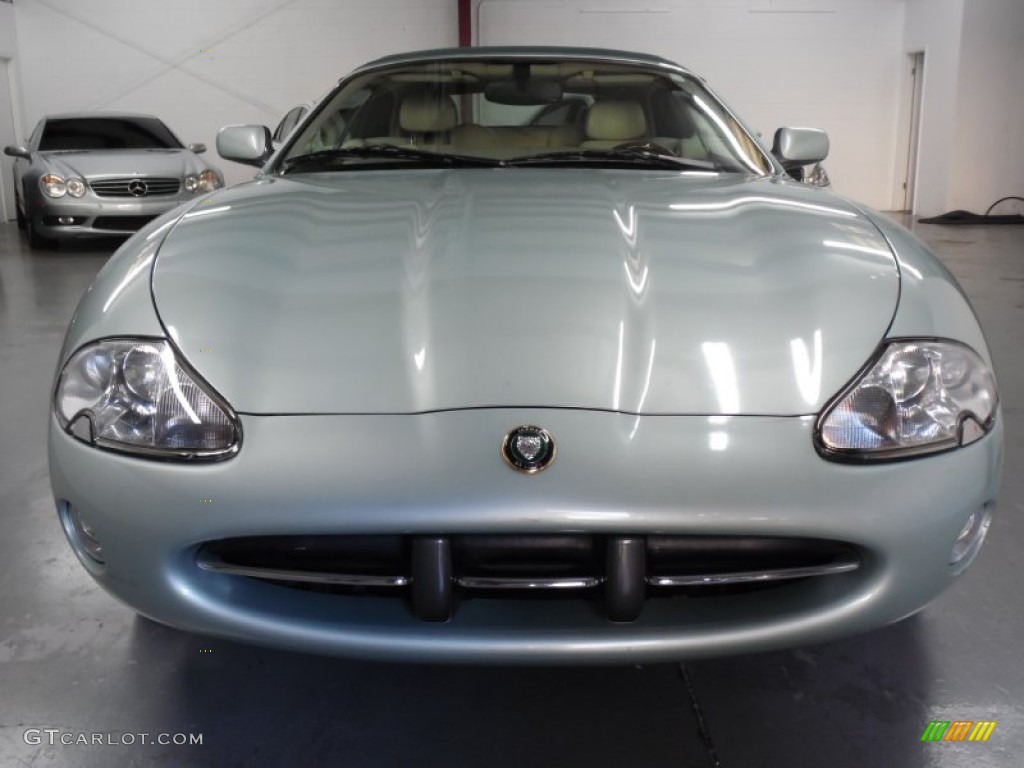 2001 XK XK8 Convertible - Seafrost Pearl / Ivory photo #13