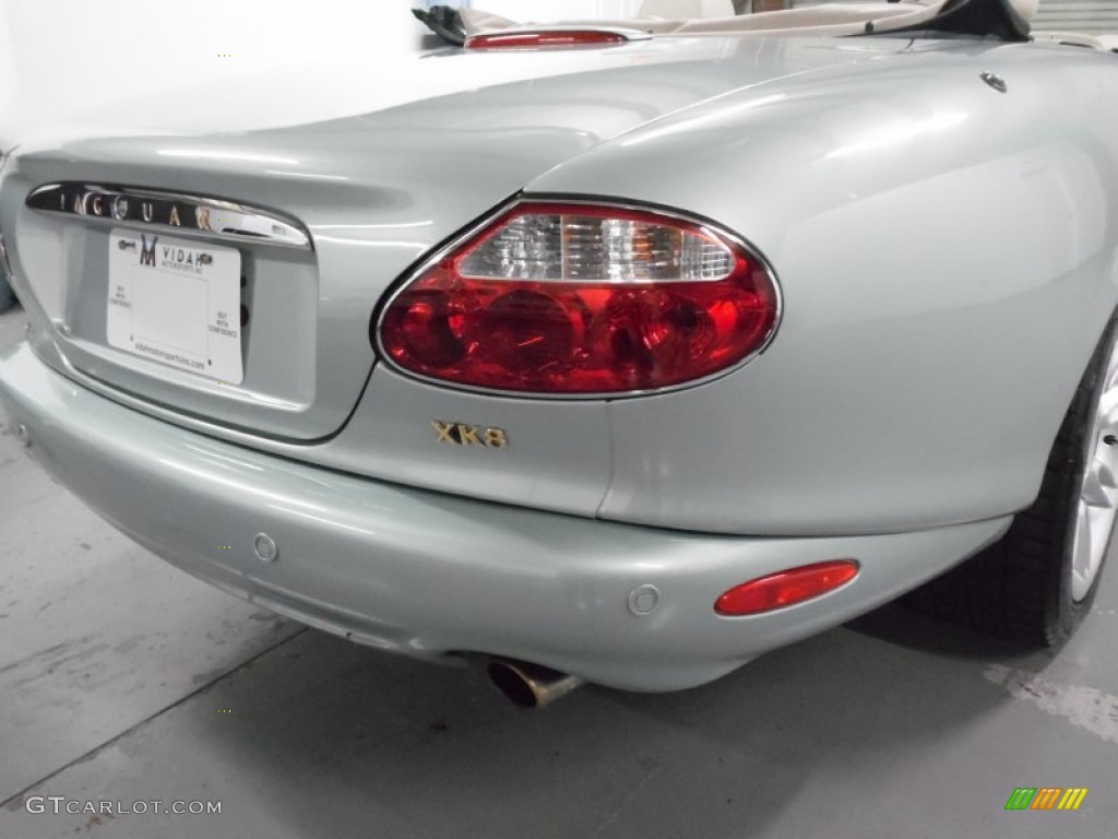 2001 XK XK8 Convertible - Seafrost Pearl / Ivory photo #28