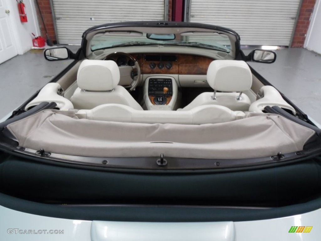 2001 XK XK8 Convertible - Seafrost Pearl / Ivory photo #32