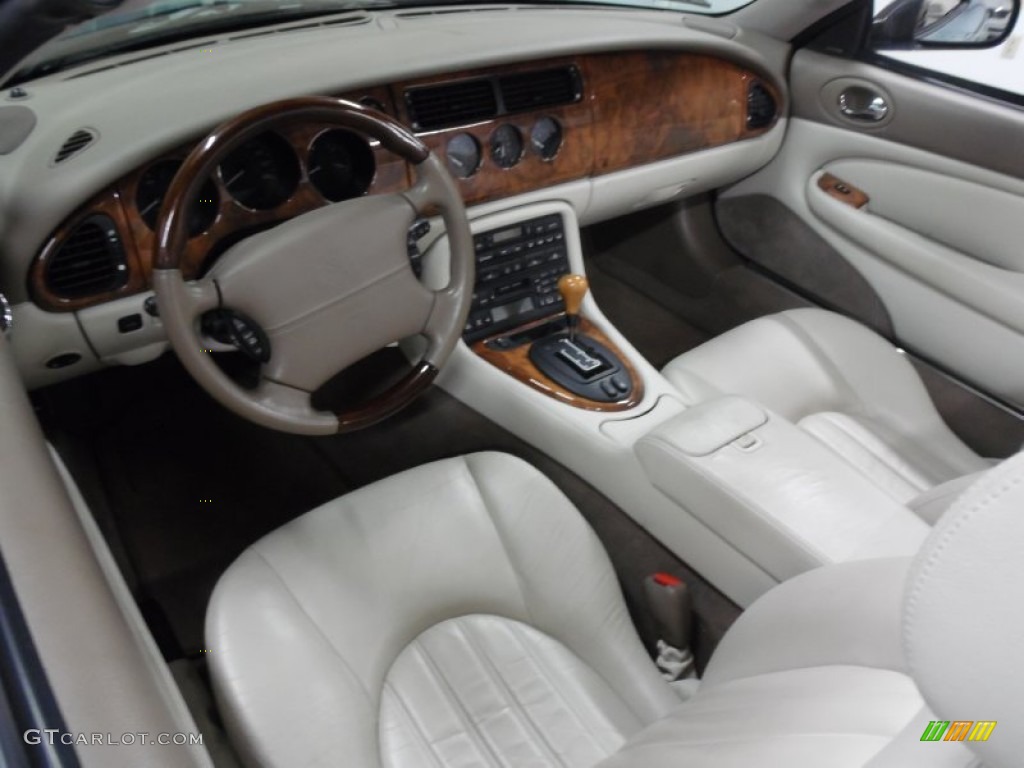 2001 XK XK8 Convertible - Seafrost Pearl / Ivory photo #50