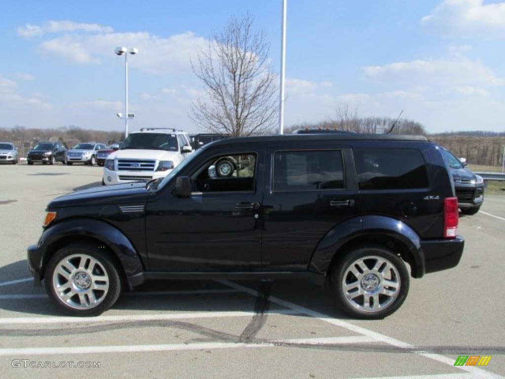 2011 Nitro Heat 4x4 - Blackberry Pearl / Dark Slate Gray photo #7