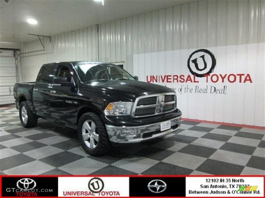 Brilliant Black Crystal Pearl Dodge Ram 1500