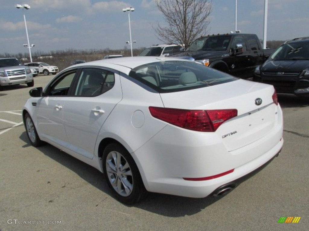 2013 Optima LX - Snow White Pearl / Gray photo #7